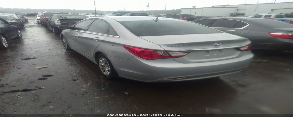 5NPEB4AC0BH149191 2011 HYUNDAI SONATA photo no. 3