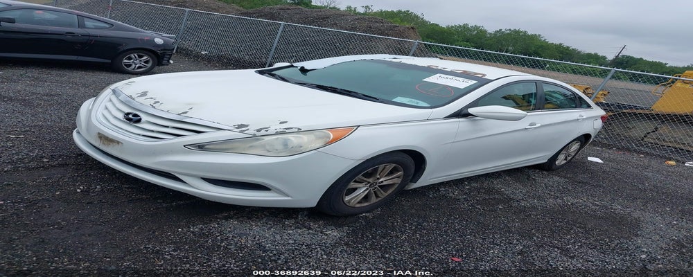 5NPEB4AC0BH089672 2011 HYUNDAI SONATA photo no. 2