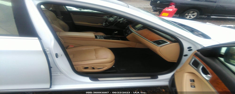 KMHGN4JF9FU051939 2015 HYUNDAI GENESIS photo no. 5