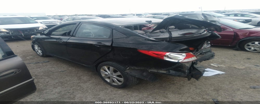KMHCU4AE1EU768388 2014 HYUNDAI ACCENT photo no. 3
