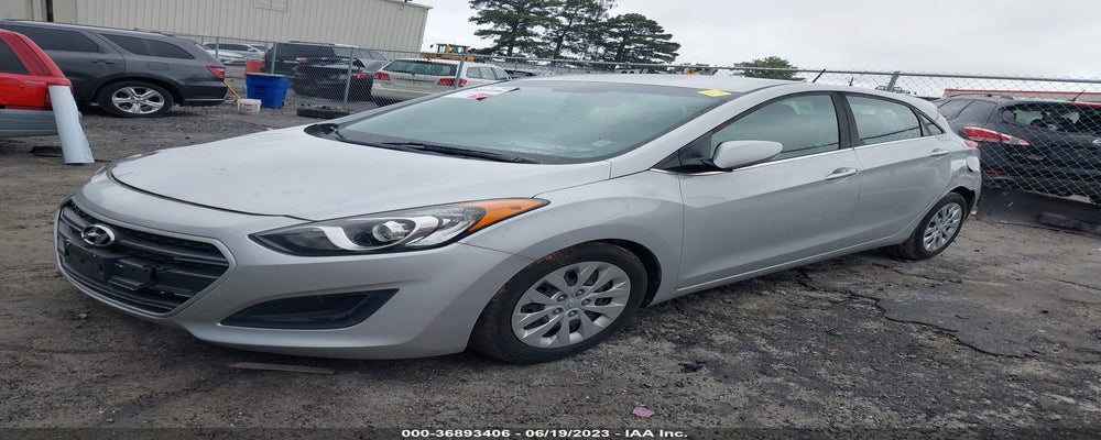 KMHD35LH0HU381095 2017 HYUNDAI ELANTRA GT photo no. 2