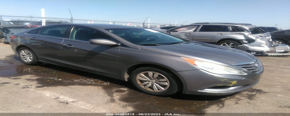 5NPEB4AC9BH284153 2011 HYUNDAI SONATA photo no. 2