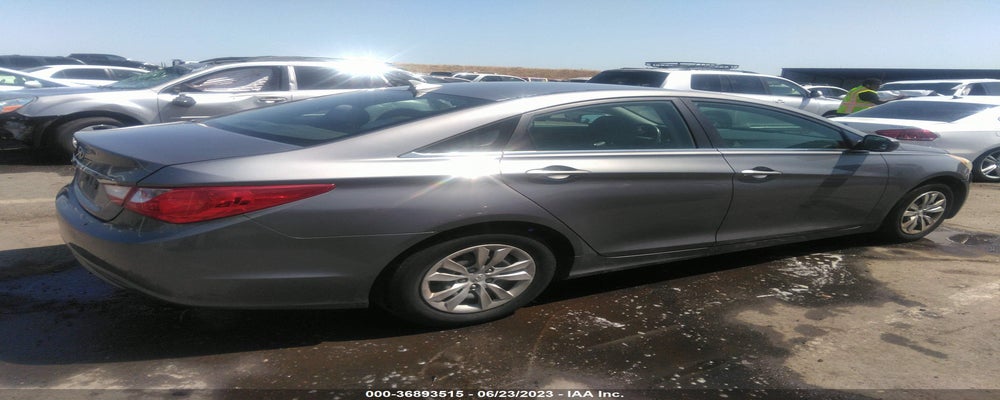 5NPEB4AC9BH284153 2011 HYUNDAI SONATA photo no. 4