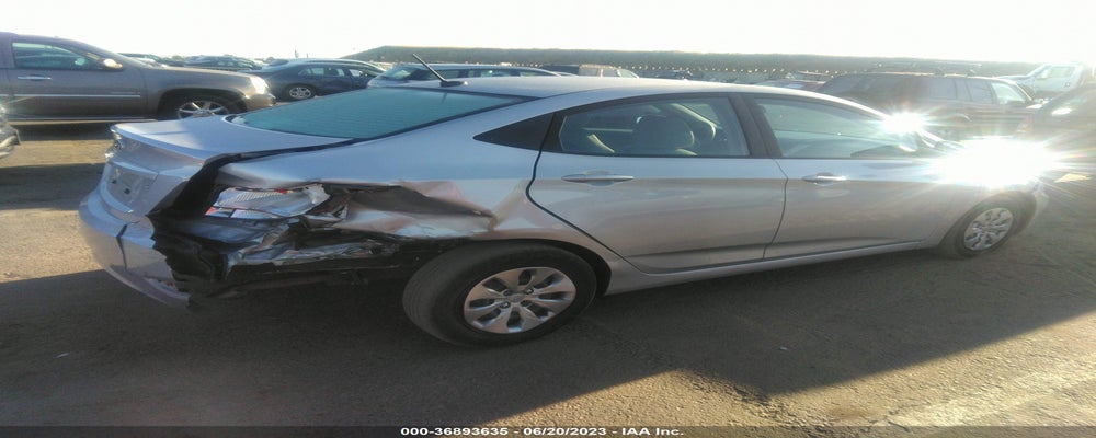 KMHCT4AE3HU274539 2017 HYUNDAI ACCENT photo no. 4