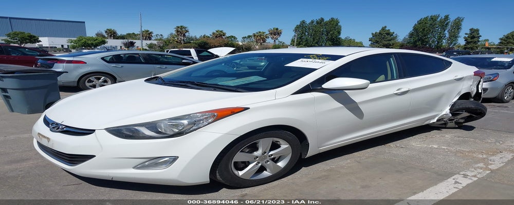 5NPDH4AEXDH308488 2013 HYUNDAI ELANTRA photo no. 2