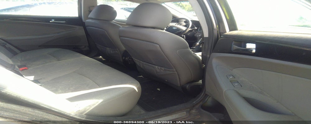5NPEC4AC5BH024233 2011 HYUNDAI SONATA photo no. 8