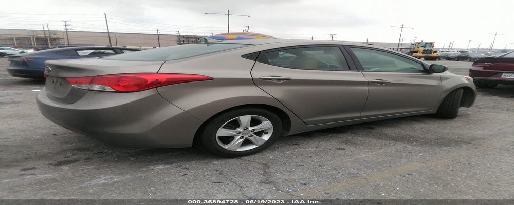 5NPDH4AE5DH451185 2013 HYUNDAI ELANTRA photo no. 4