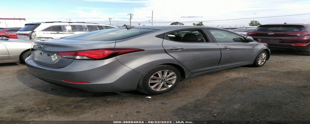 KMHDH4AE0FU222403 2015 HYUNDAI ELANTRA photo no. 4