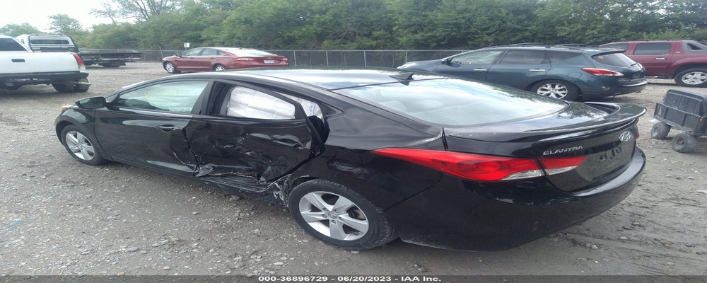 KMHDH4AE0DU545332 2013 HYUNDAI ELANTRA photo no. 3