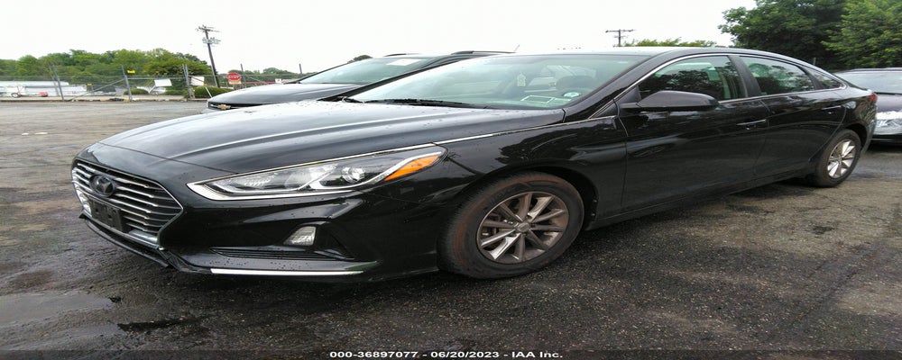 5NPE24AF7JH681658 2018 HYUNDAI SONATA photo no. 2