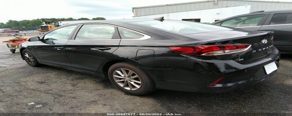 5NPE24AF7JH681658 2018 HYUNDAI SONATA photo no. 3