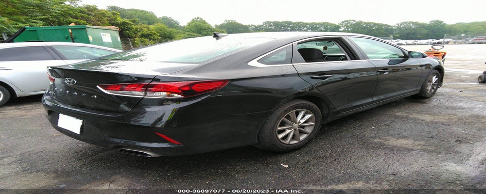 5NPE24AF7JH681658 2018 HYUNDAI SONATA photo no. 4