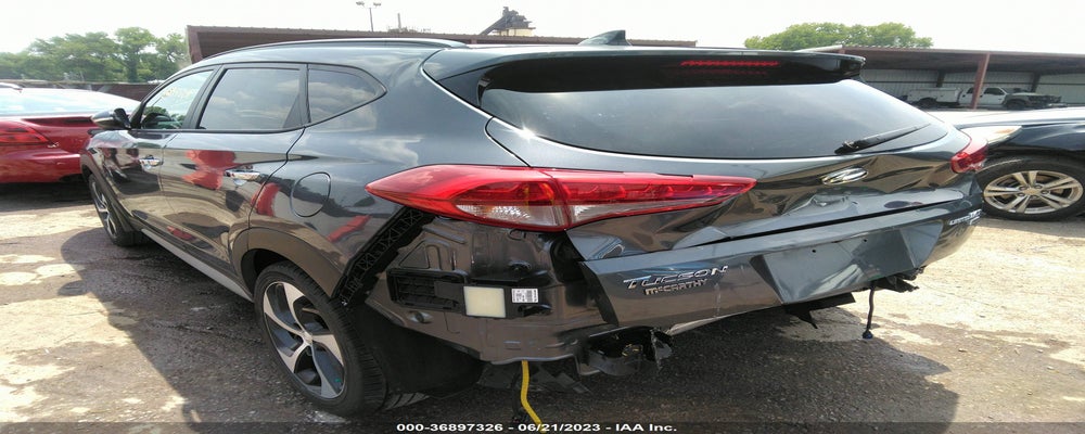 KM8J3CA23JU831480 2018 HYUNDAI TUCSON photo no. 3