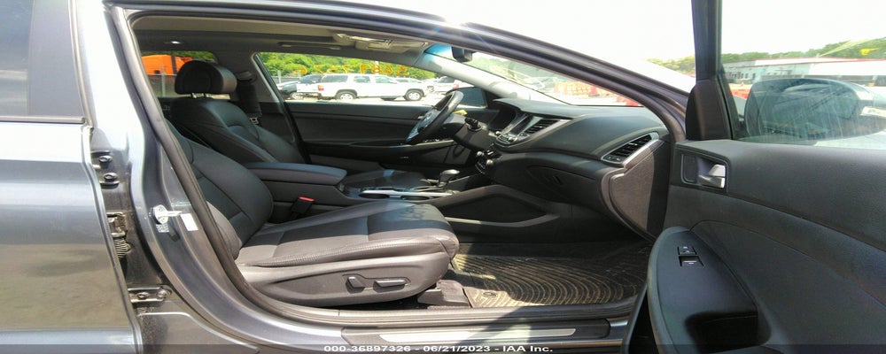 KM8J3CA23JU831480 2018 HYUNDAI TUCSON photo no. 5