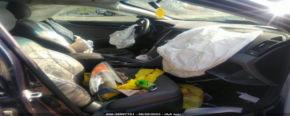 5NPEC4ACXDH675831 2013 HYUNDAI SONATA photo no. 5