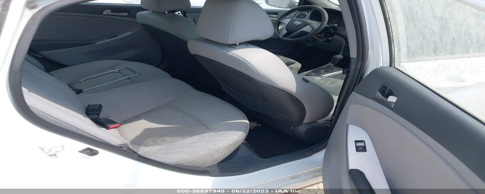 KMHCT4AE1GU058980 2016 HYUNDAI ACCENT photo no. 8