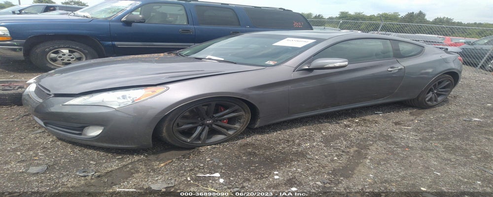 KMHHU6KHXAU039567 2010 HYUNDAI GENESIS COUPE photo no. 2