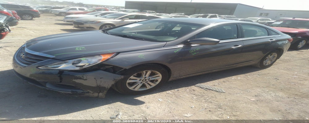 5NPEB4AC7DH685803 2013 HYUNDAI SONATA photo no. 2