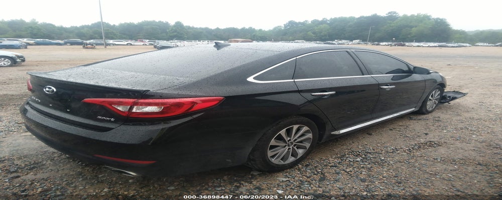 5NPE34AF6FH043535 2015 HYUNDAI SONATA photo no. 4
