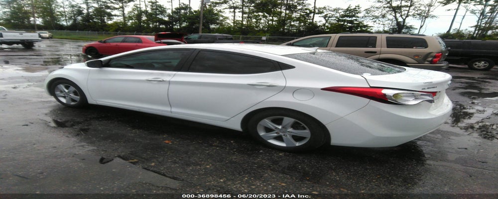 5NPDH4AE0DH355951 2013 HYUNDAI ELANTRA photo no. 3
