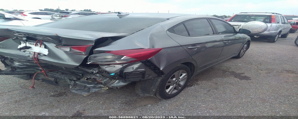 KMHD84LF6JU610024 2018 HYUNDAI ELANTRA photo no. 4