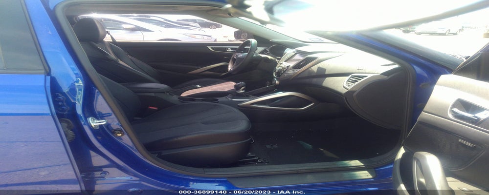 KMHTC6AD8CU023818 2012 HYUNDAI VELOSTER photo no. 5