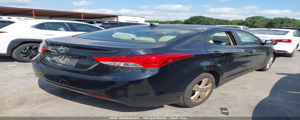 5NPDH4AE8CH138162 2012 HYUNDAI ELANTRA photo no. 4