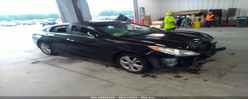 5NPEC4AB4BH303471 2011 HYUNDAI SONATA photo no. 19