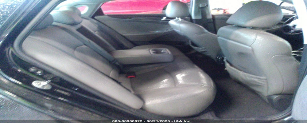 5NPEC4AB4BH303471 2011 HYUNDAI SONATA photo no. 8
