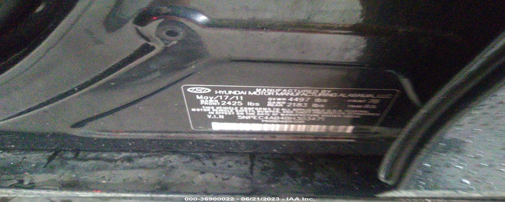 5NPEC4AB4BH303471 2011 HYUNDAI SONATA photo no. 9