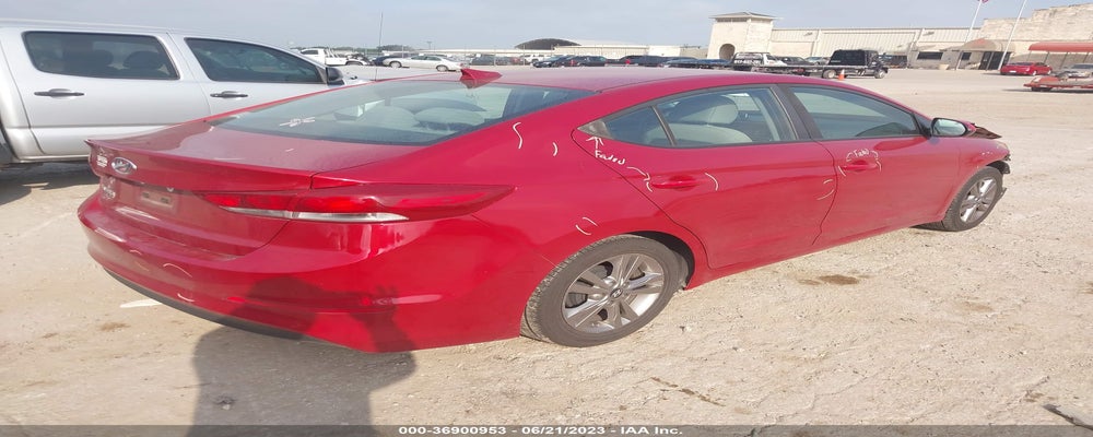 KMHD84LF9HU060070 2017 HYUNDAI ELANTRA photo no. 4
