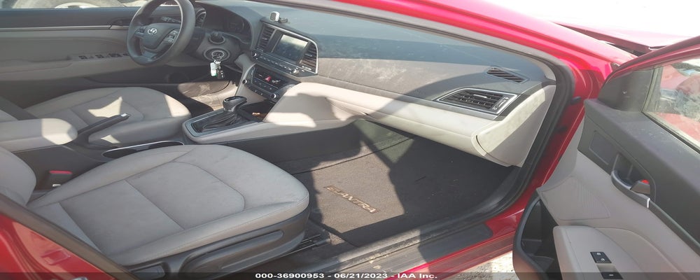 KMHD84LF9HU060070 2017 HYUNDAI ELANTRA photo no. 5