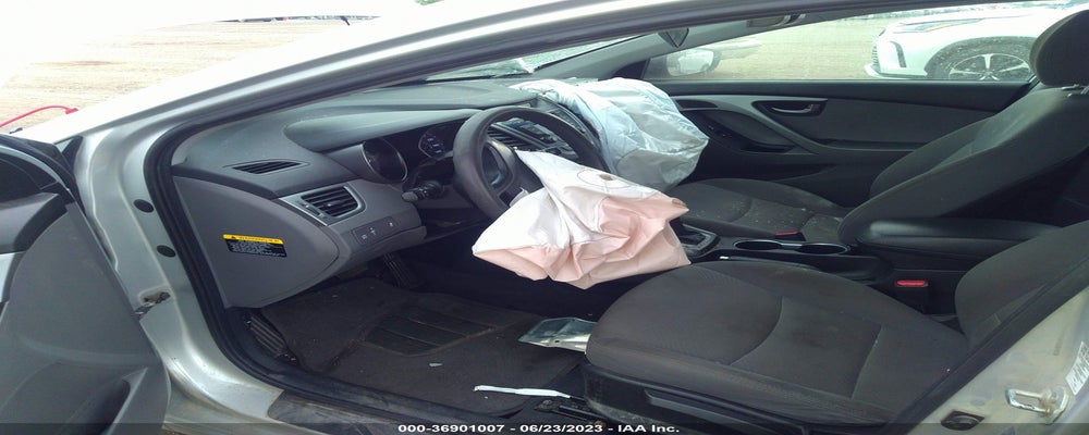 5NPDH4AE6FH614073 2015 HYUNDAI ELANTRA photo no. 5