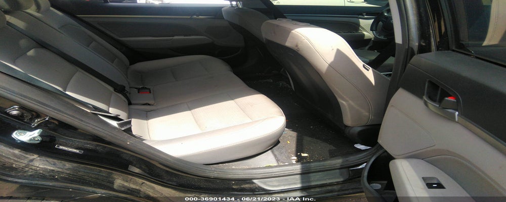 5NPD84LF9JH289658 2018 HYUNDAI ELANTRA photo no. 8