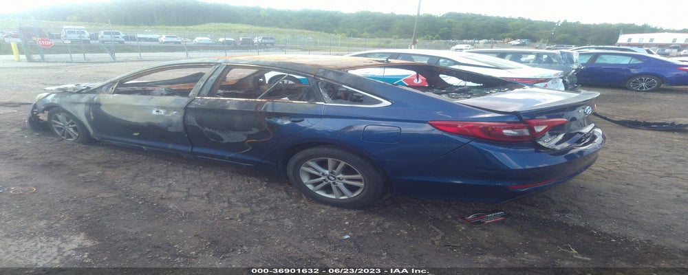 5NPE24AF9FH163266 2015 HYUNDAI SONATA photo no. 3
