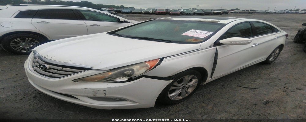5NPEC4AC4BH040794 2011 HYUNDAI SONATA photo no. 2