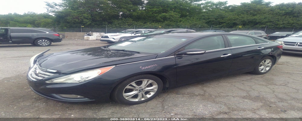 5NPEC4AC0BH088602 2011 HYUNDAI SONATA photo no. 2