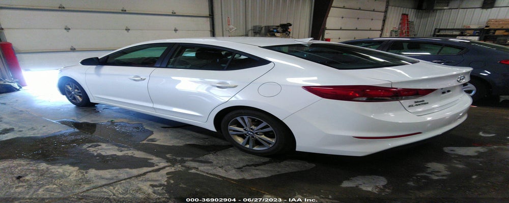 5NPD84LF7JH275306 2018 HYUNDAI ELANTRA photo no. 3