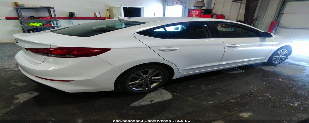 5NPD84LF7JH275306 2018 HYUNDAI ELANTRA photo no. 4