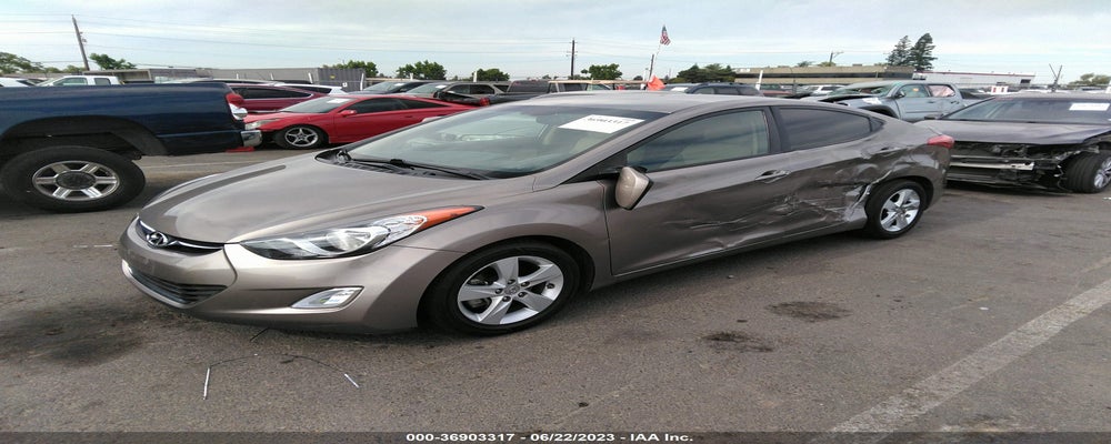 5NPDH4AE3DH258839 2013 HYUNDAI ELANTRA photo no. 2