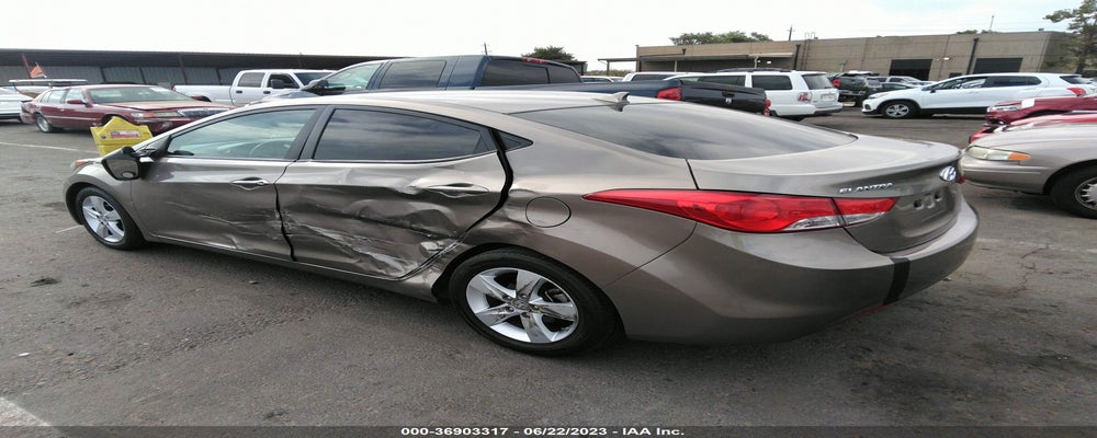 5NPDH4AE3DH258839 2013 HYUNDAI ELANTRA photo no. 3