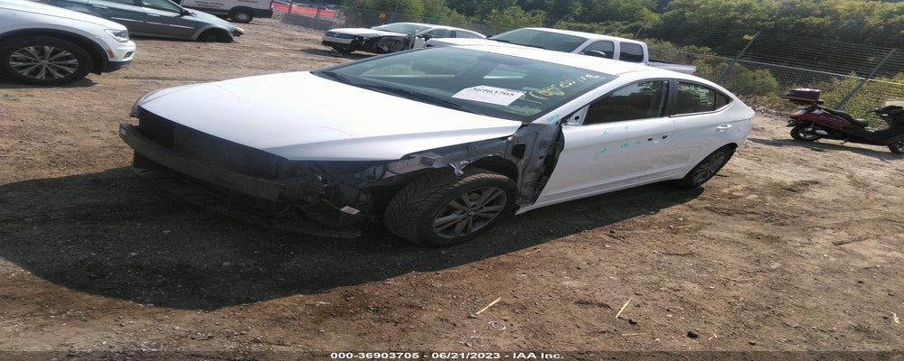 5NPD84LF2JH227552 2018 HYUNDAI ELANTRA photo no. 2