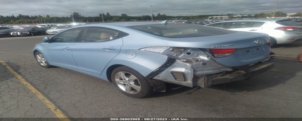 KMHDH4AE0BU111084 2011 HYUNDAI ELANTRA photo no. 3