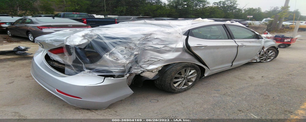 5NPDH4AE7GH724843 2016 HYUNDAI ELANTRA photo no. 4