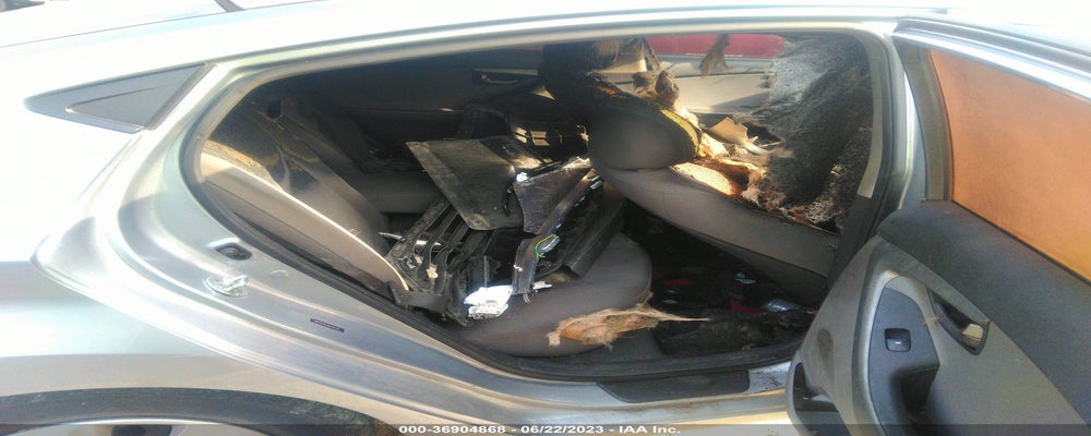 5NPDH4AE9GH700351 2016 HYUNDAI ELANTRA photo no. 8
