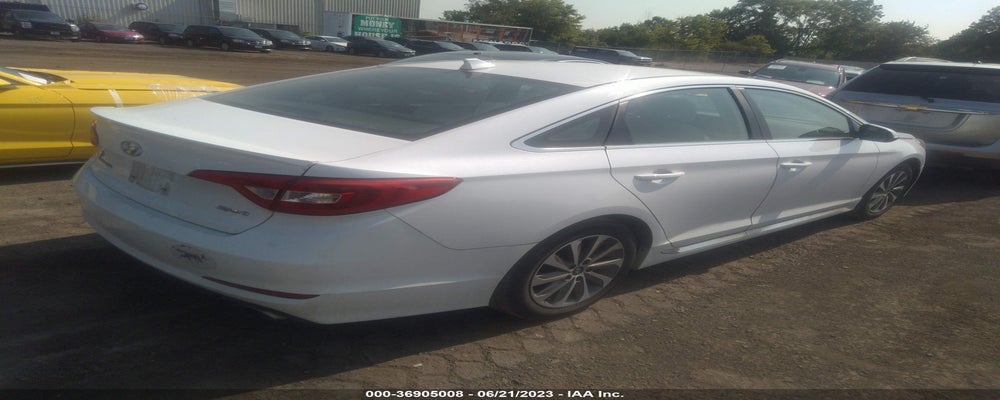5NPE34AF3FH115727 2015 HYUNDAI SONATA photo no. 4