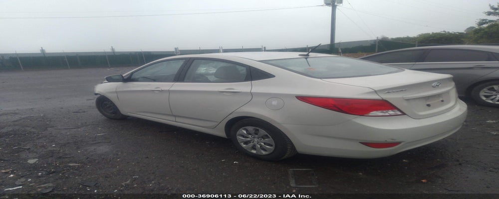 KMHCT4AE2GU074007 2016 HYUNDAI ACCENT photo no. 3