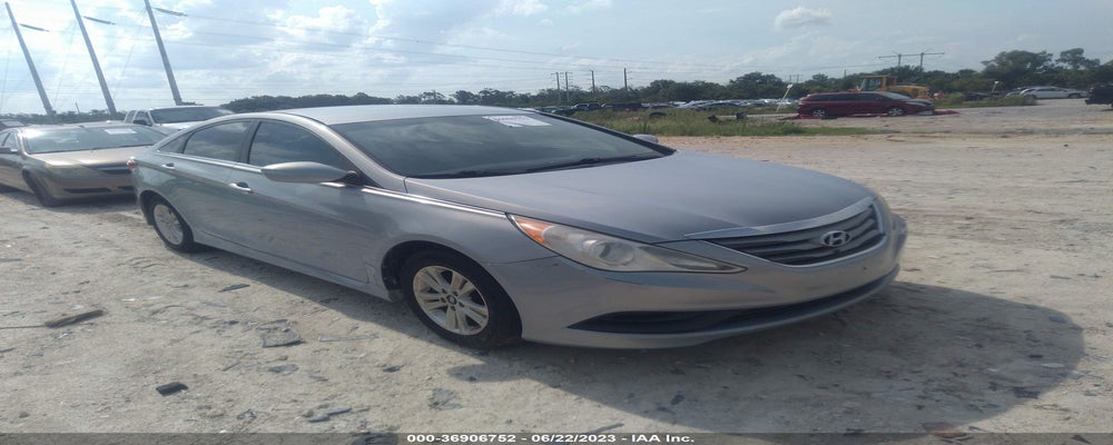 5NPEB4AC4EH869047 2014 HYUNDAI SONATA photo no. 1