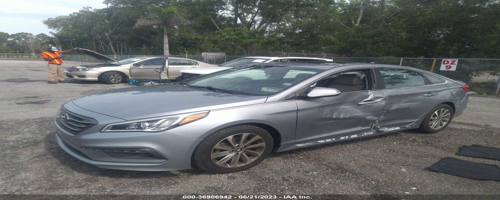 5NPE34AF1GH429698 2016 HYUNDAI SONATA photo no. 2