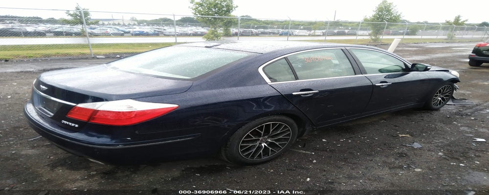 KMHGC4DE0BU120763 2011 HYUNDAI GENESIS photo no. 4